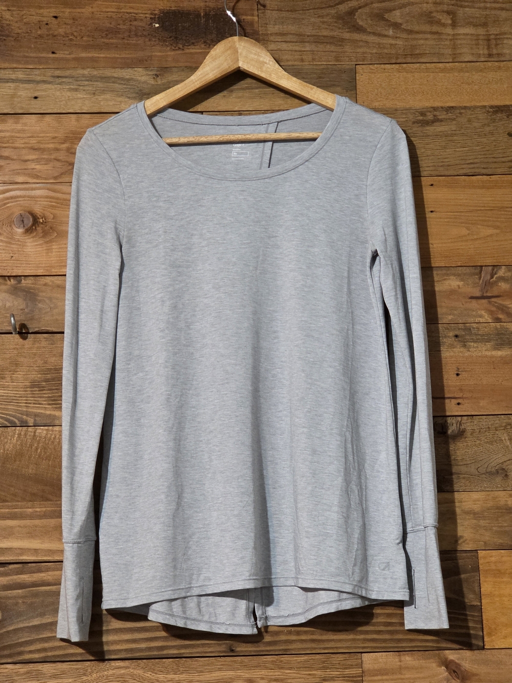 GapFit Breathe XS Gray Open Back Split Long Sleeve Activewear Top Thumbholes